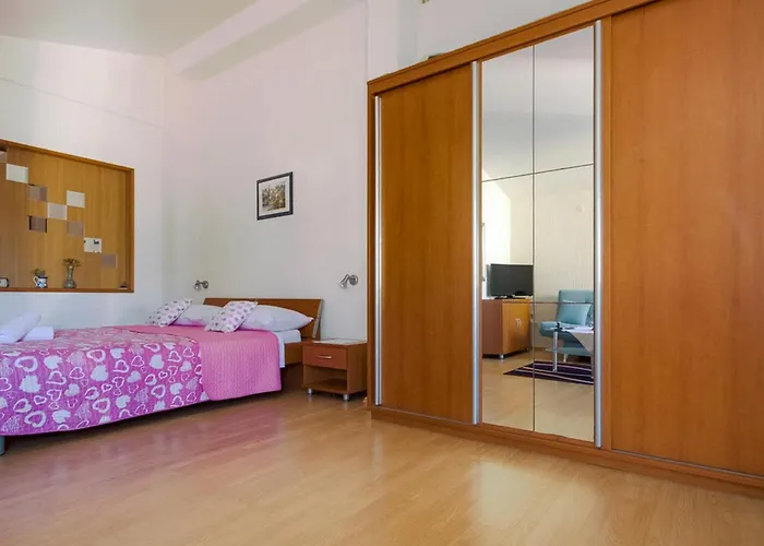 Maison d'hôtes Minak 4*